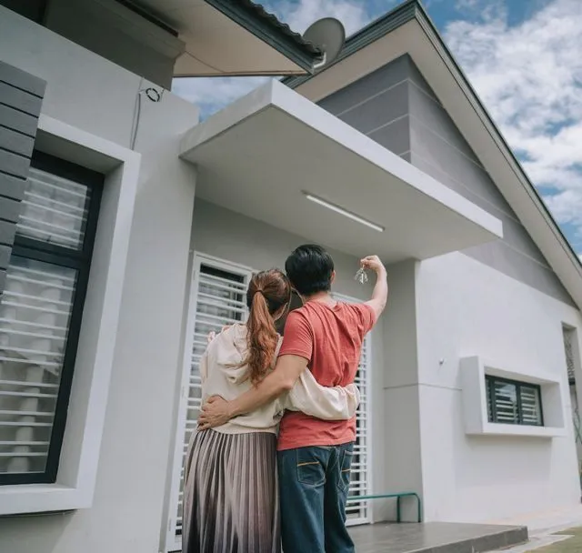 Understanding Residential Insurance Claims and Filing Steps